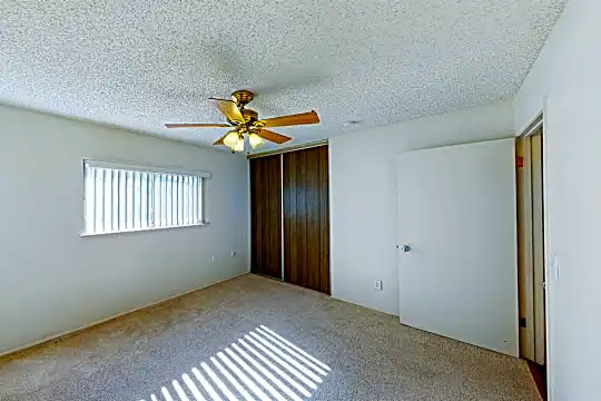 5608 El Capitan St Photo 1