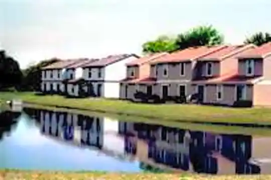 The Villas at Newport Landing Photo 1
