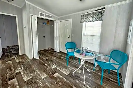 4125 Park St N #643 Photo 2