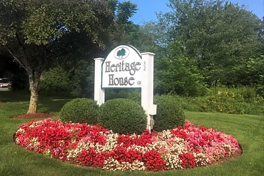 Heritage House Photo 2