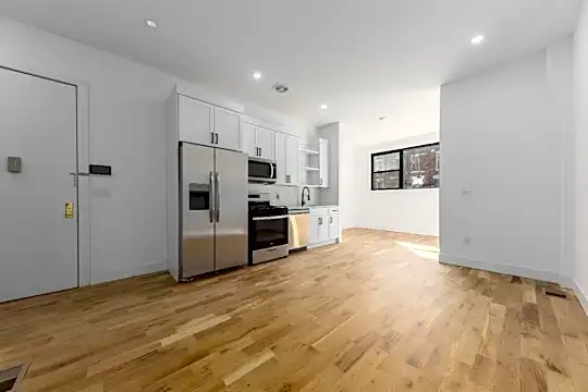 51 Rockaway Ave #1 Photo 1