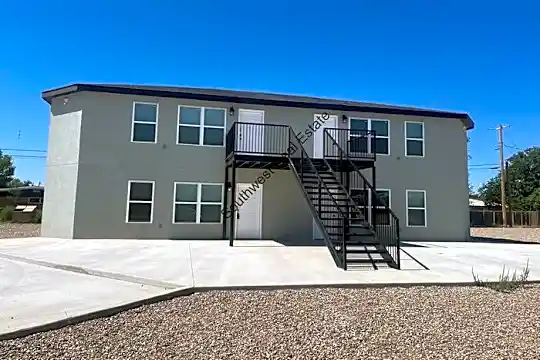 101 Columbia Ln Photo 1