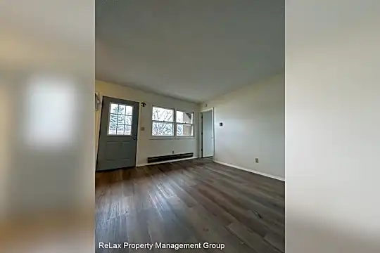 225 Flora Ct Photo 1