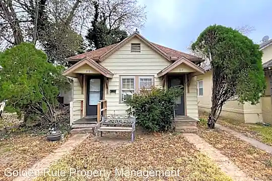 317 W 7th Ave Photo 2