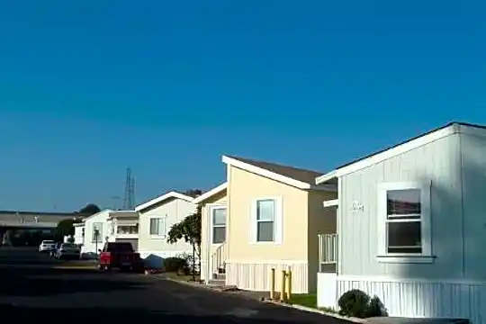 Victorian Mobile Home Park Photo 1