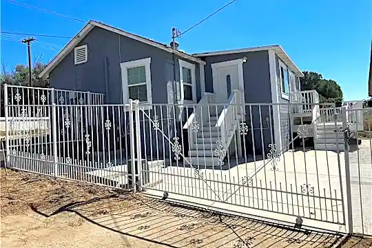 2505 Park Ave Photo 1