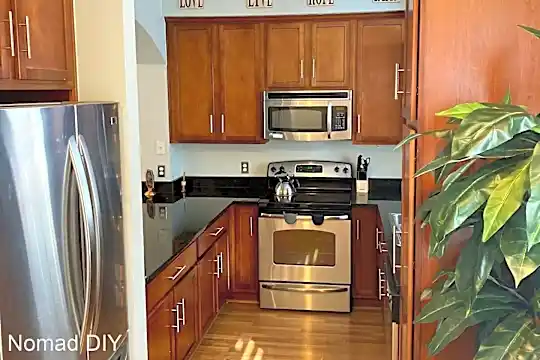 3001 Murworth Dr Photo 2