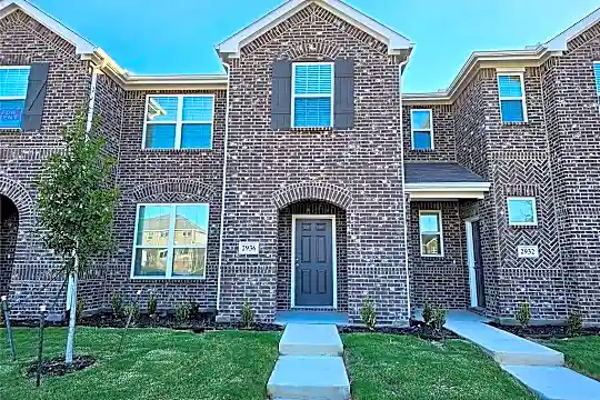 2936 Baneberry Ln Photo 1