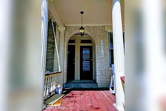1612 Floyd Ave Photo 2