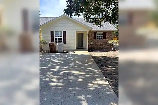 2051 Granada St Photo 1