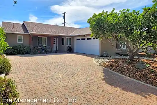 1481 Balboa St Photo 1