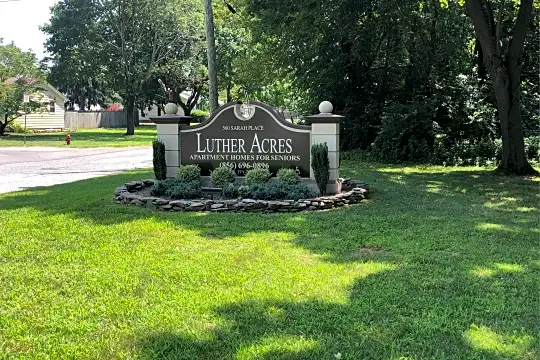 Luther Acres Photo 2
