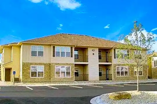 Alvadora Apartments Photo 1