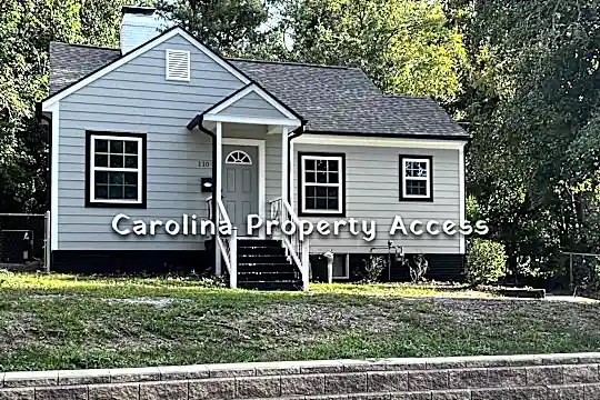 110 Kensington Cir Photo 1