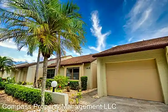 1211 Capri Isles Blvd Photo 1