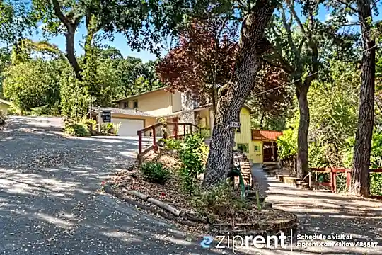 136 Moraga Way, A Photo 1