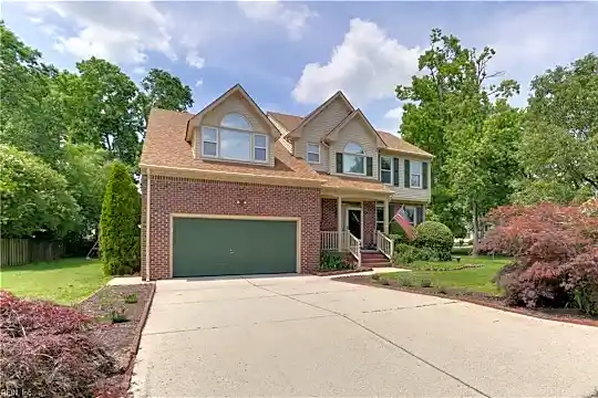 604 Aguila Dr Photo 1