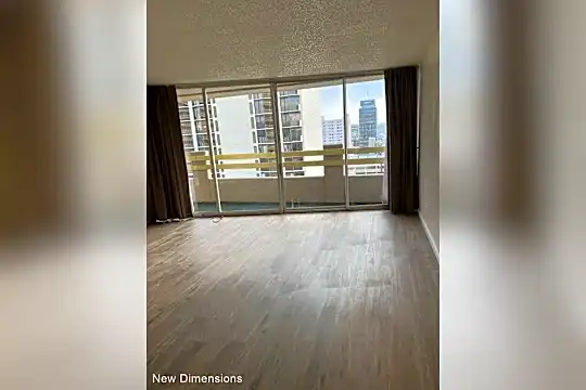 100 N Arlington Ave Photo 2