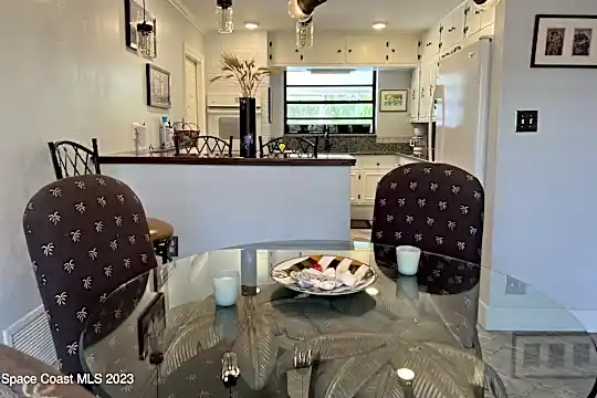 115 Sea Park Blvd Photo 2