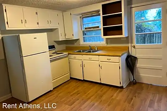 36 Holman Ave Photo 1