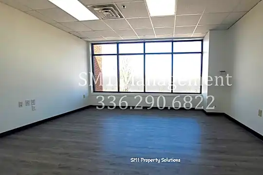 709 E Market St Photo 2