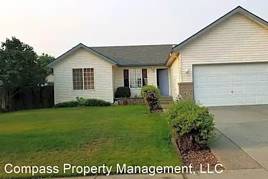520 E Tiger Ave Photo 1