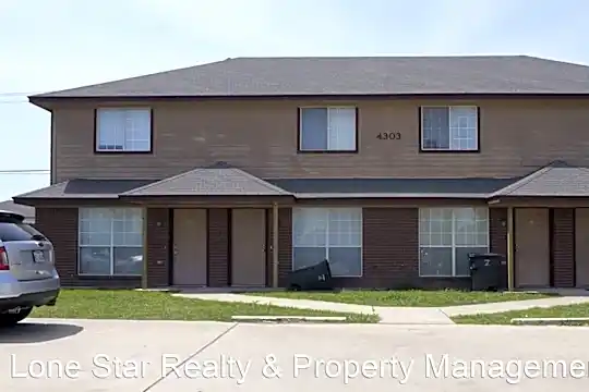 4303 Deek Dr Photo 1