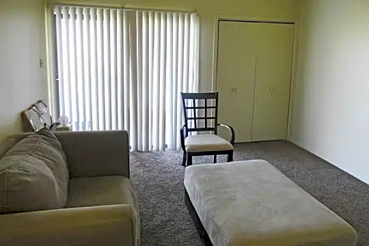 Chaparral Townhouses Photo 2