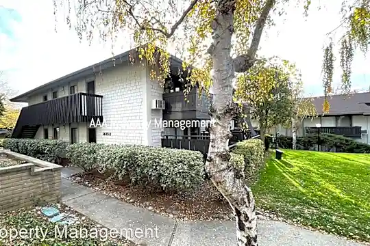 1435 Marchbanks Dr Photo 1