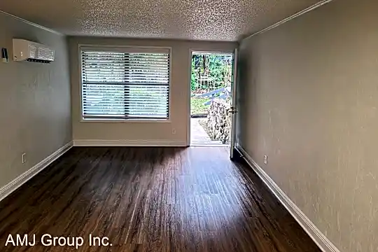 826 SW Amberwood Loop Photo 2