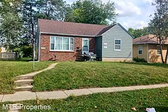140 S Franklin Ave Photo 1