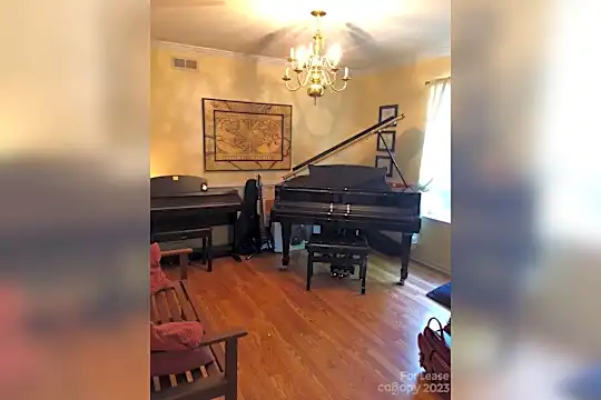 4503 Crystal Creek Ct Photo 2