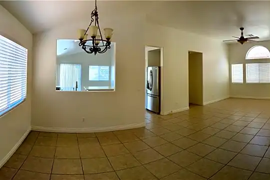 8812 W Colorful Pines Ave Photo 2