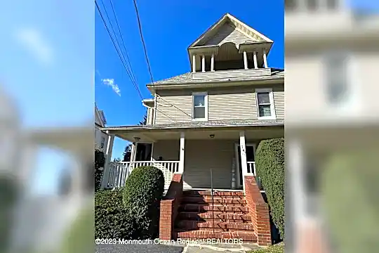 147 Pavilion Ave Photo 1