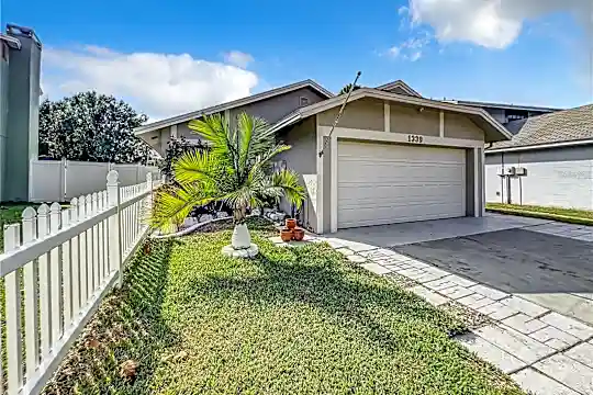 1339 Bramblewood Dr Photo 1