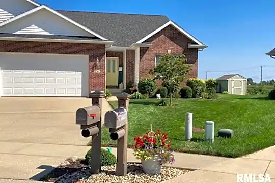 Places To Rent In Jacksonville Il