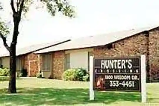 Hunter's Crossing Photo 1