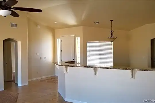 26 Harbourtown Dr Photo 2