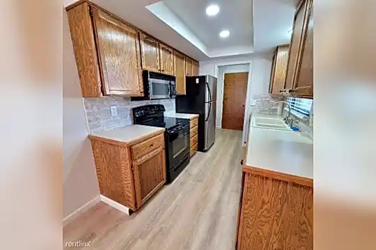 1449 E Symphony Ct Photo 2