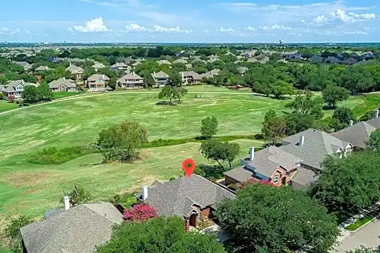 9712 Southern Hills Dr Photo 1