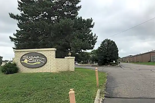 Sugar Creek Apartments Photo 2