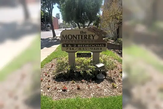 Monterey, The Photo 2