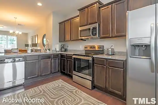 2606 Wolf Cub Ct Photo 1