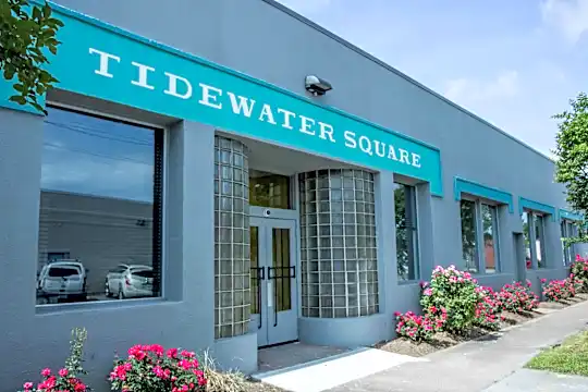Tidewater Square Apartments Photo 1
