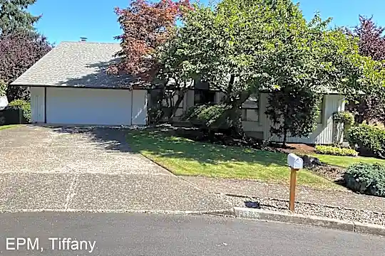 3121 SW 23rd St Photo 1