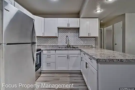 501 Southtowne Pl Photo 1