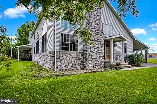 2209 Shartlesville Rd Photo 1