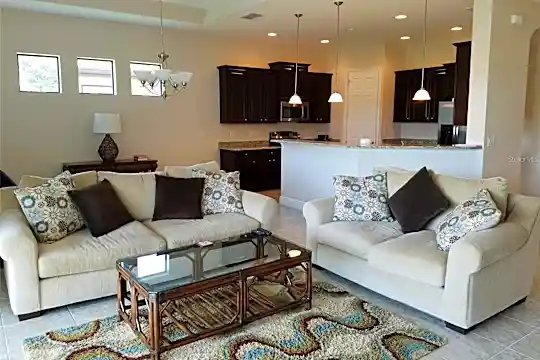 1359 Cielo Ct Photo 2