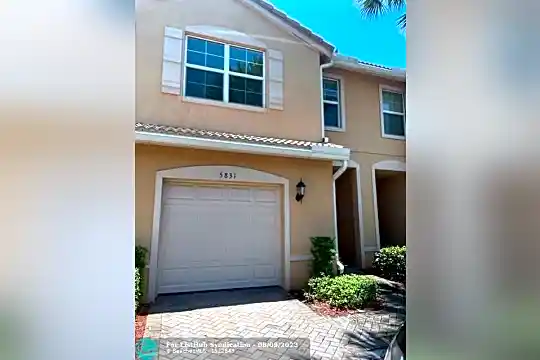 5831 Monterra Club Dr Photo 1