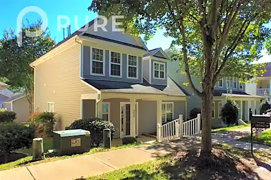 9050 Glenashley Drive Photo 2